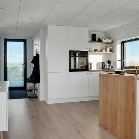 Amazing In With Kitchen