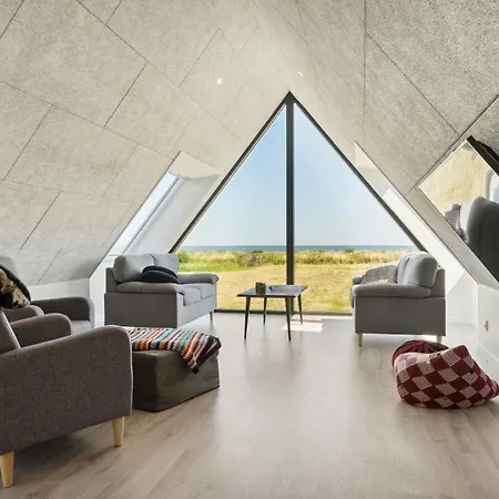 Vakantiehuis Amazing In With Kitchen